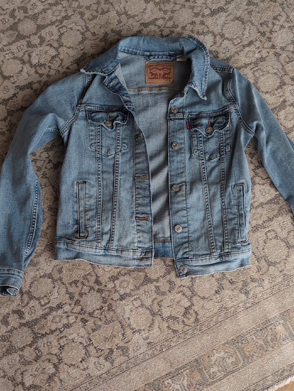 Levi's Light Wash Jean Jacket in Faded Blue